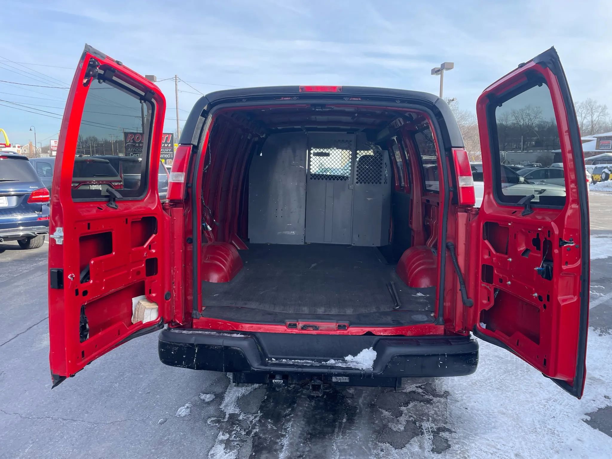 Used 2007 Chevrolet Express 1500 AWD image 6