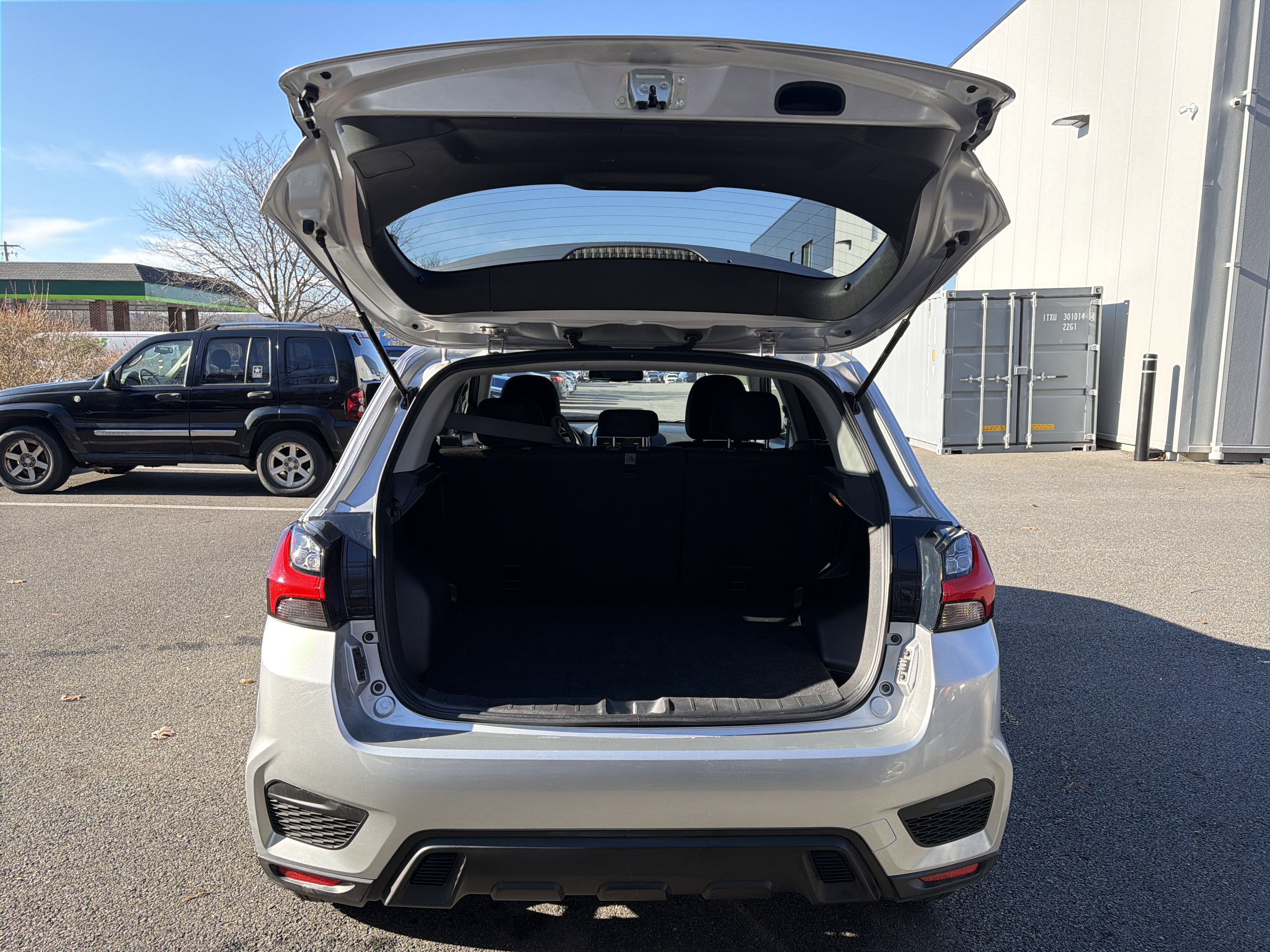 Used 2025 Mitsubishi Outlander Sport LE image 31