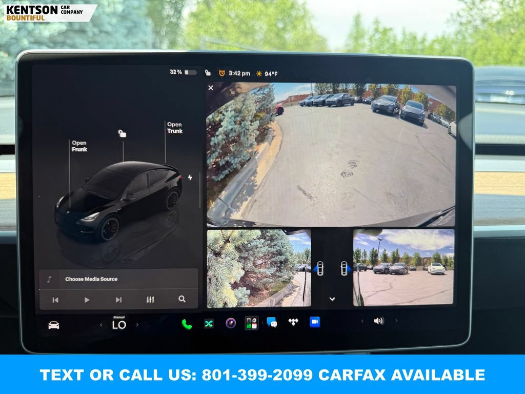 Used 2023 Tesla Model Y Performance AWD/4WD image 24