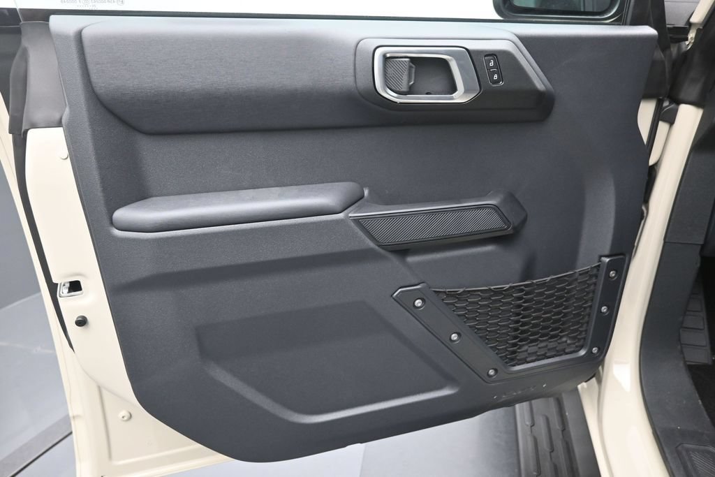 New 2026 Ford Bronco Outer Banks AWD/4WD image 13