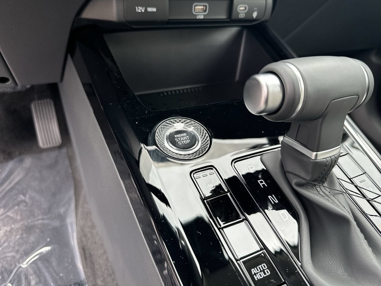 New 2026 Kia Niro EX FWD image 8