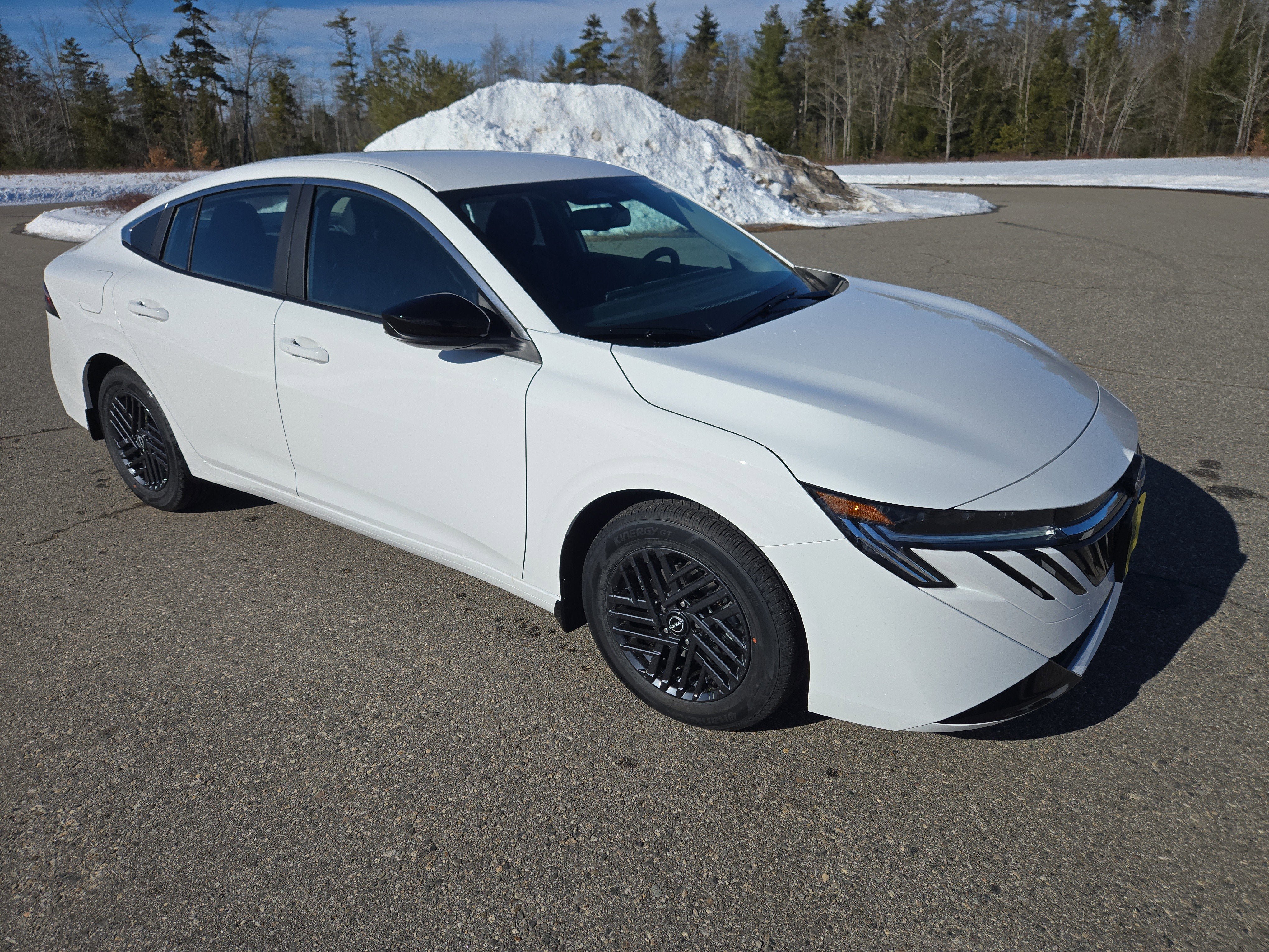 New 2026 Nissan Sentra SV w/ SV Convenience Package FWD image 9