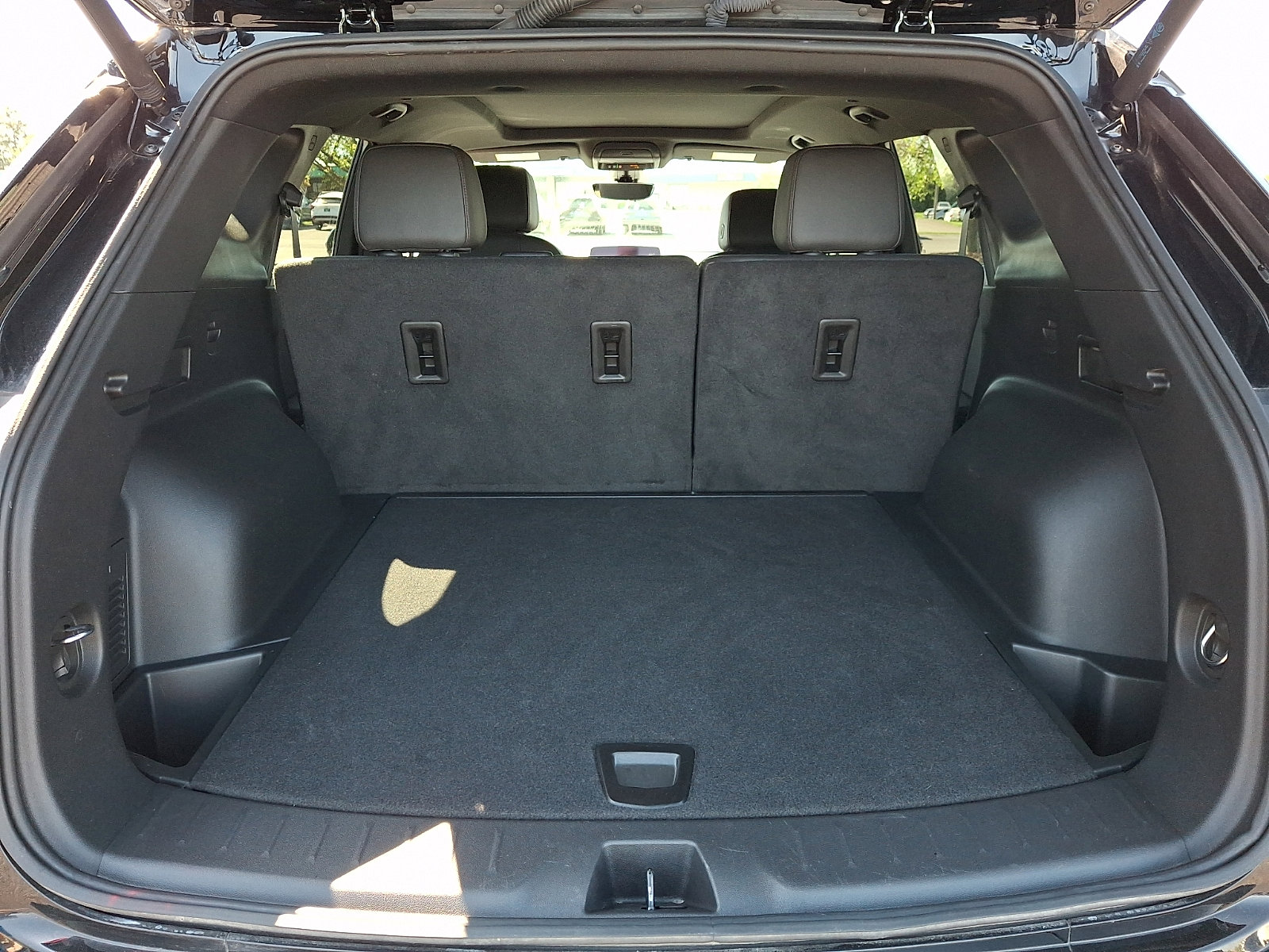 Certified 2025 Chevrolet Blazer RS w/ Driver Confidence II Package AWD/4WD image 33