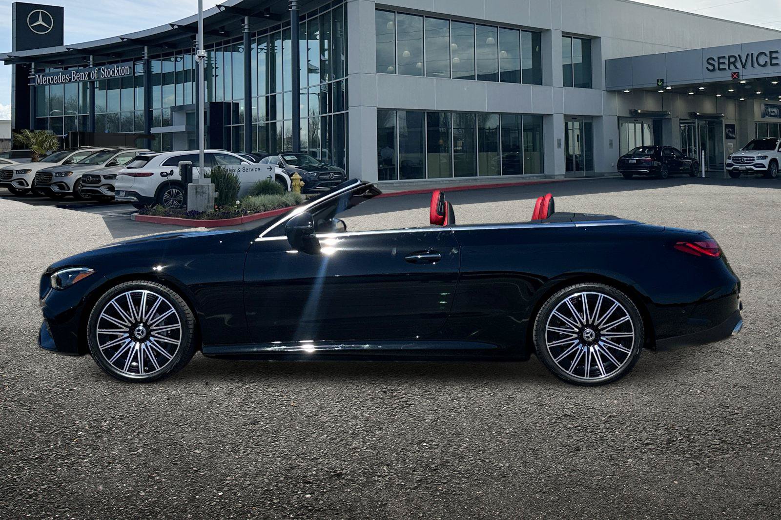 New 2026 Mercedes-Benz CLE 300 4MATIC Cabriolet image 7
