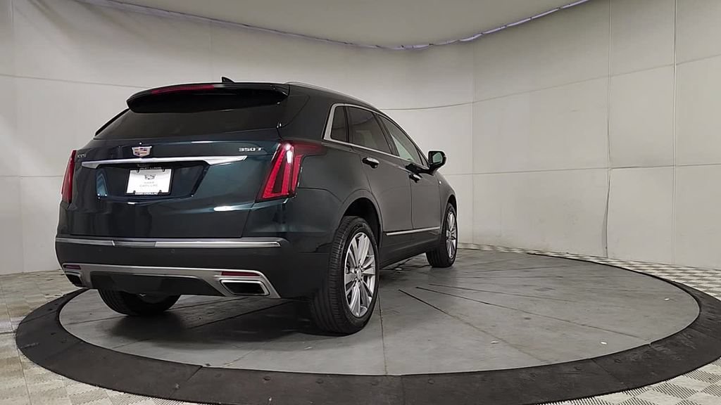 Used 2024 Cadillac XT5 Premium Luxury w/ Technology Package FWD image 7