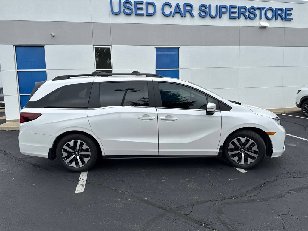 Used 2025 Honda Odyssey EX-L image 13