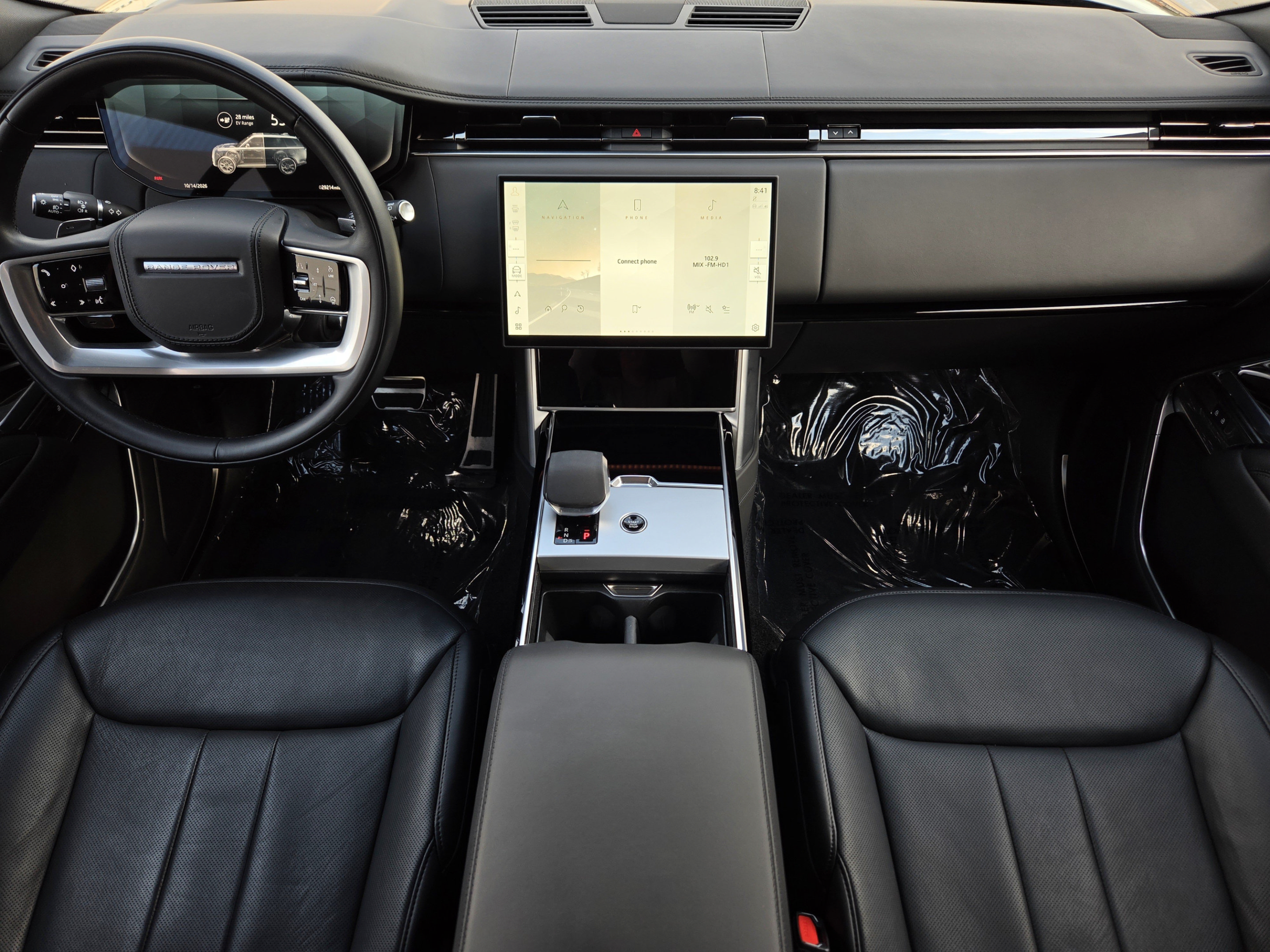 Certified 2025 Land Rover Range Rover SE AWD/4WD image 22