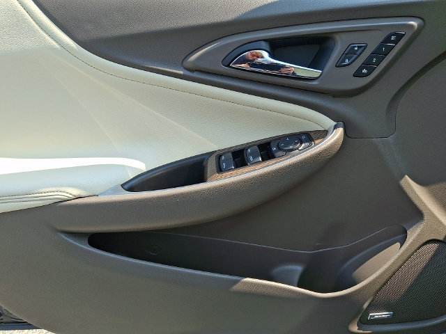 Used 2023 Chevrolet Malibu LT FWD image 12