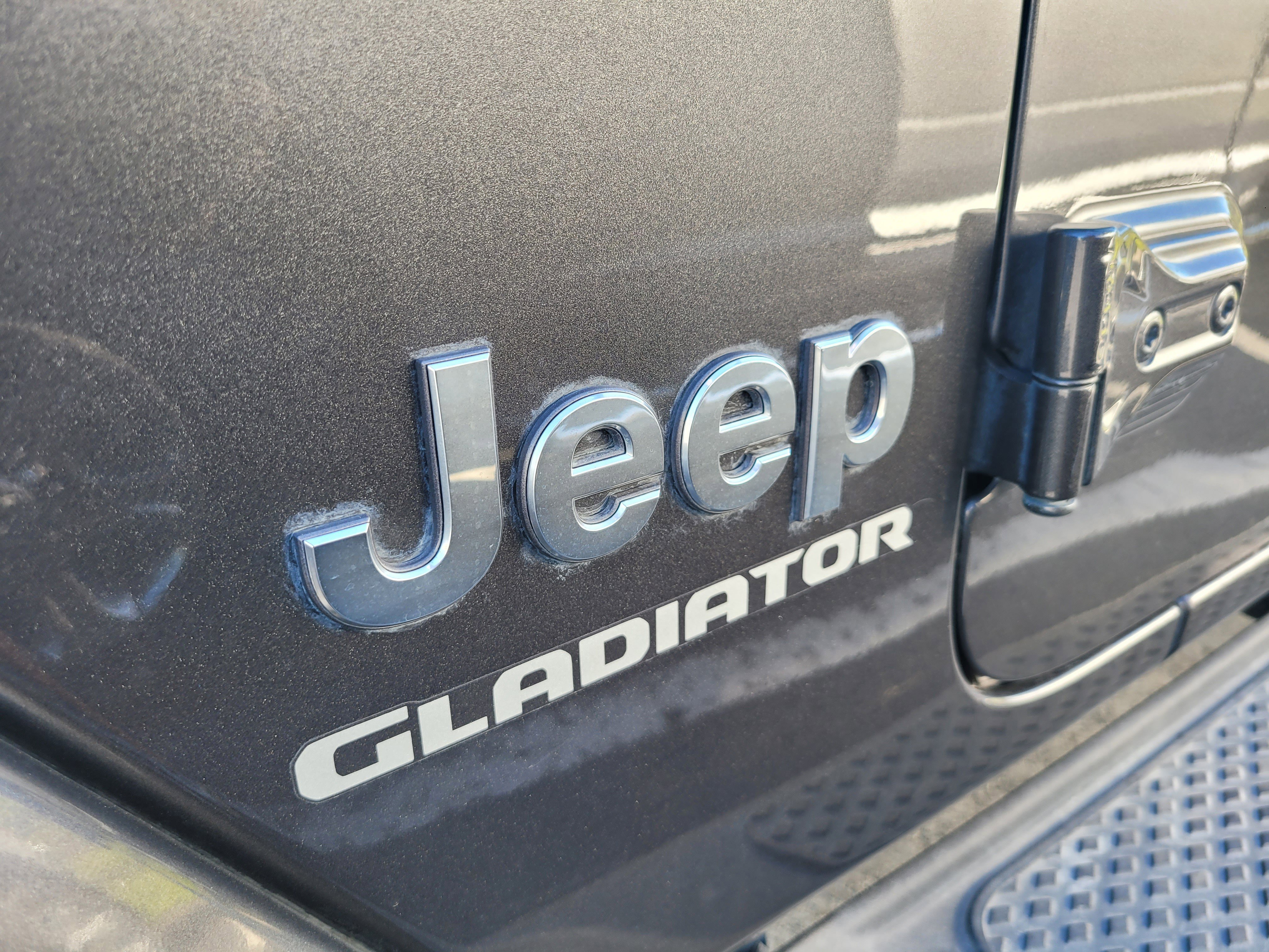 Used 2022 Jeep Gladiator Overland w/ Popular Equipment Package AWD/4WD image 9