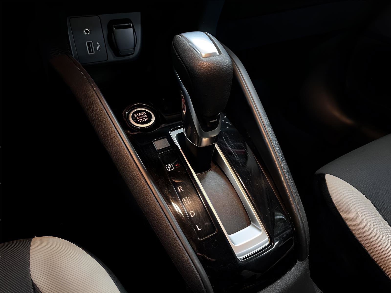 Used 2021 Nissan Versa SV image 13