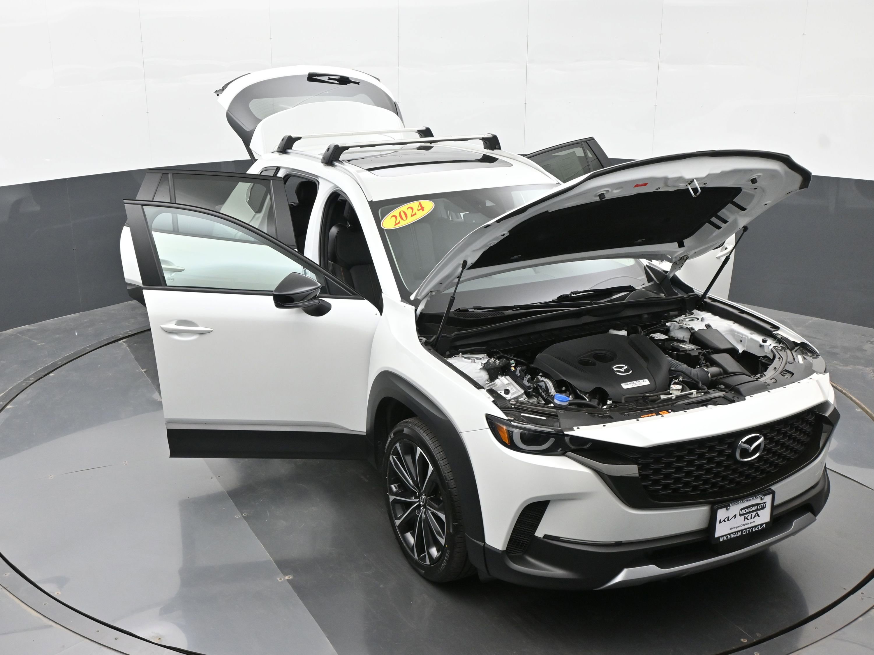 Used 2024 MAZDA CX-50 AWD 2.5 Turbo image 45