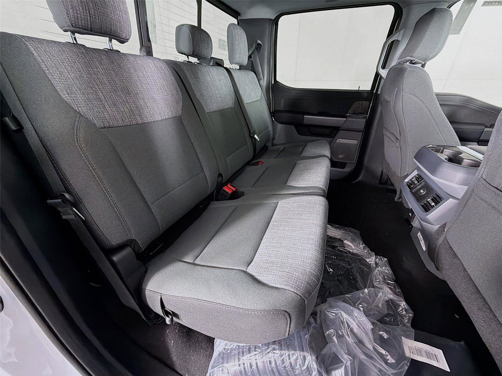 New 2026 Ford F250 XLT w/ XLT Premium Package image 28