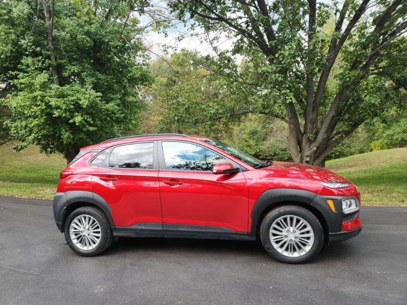 Used 2021 Hyundai Kona SEL w/ Cargo Package image 2