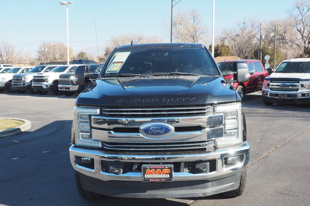 Used 2019 Ford F250 Lariat w/ Lariat Ultimate Package image 2
