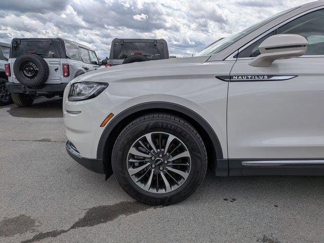 Used 2023 Lincoln Nautilus Reserve image 24