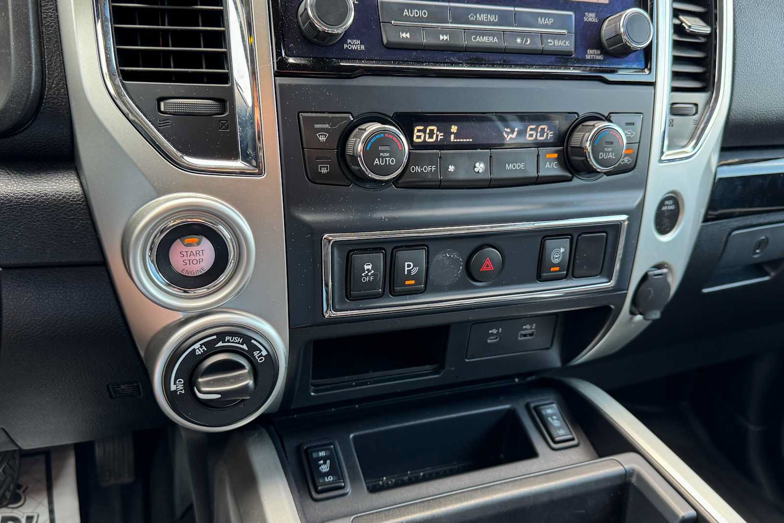 Used 2021 Nissan Titan SV w/ SV Convenience Package AWD/4WD image 19