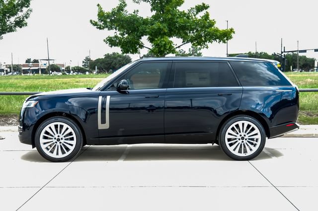 New 2026 Land Rover Range Rover Long Wheelbase Autobiography AWD/4WD image 17