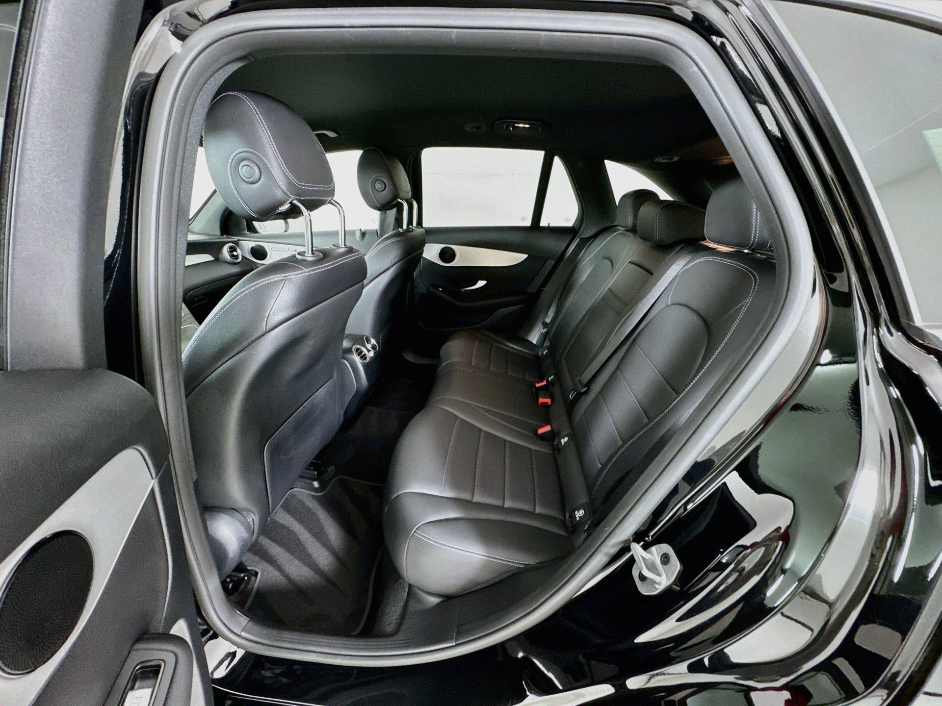 Used 2022 Mercedes-Benz GLC 300 image 25