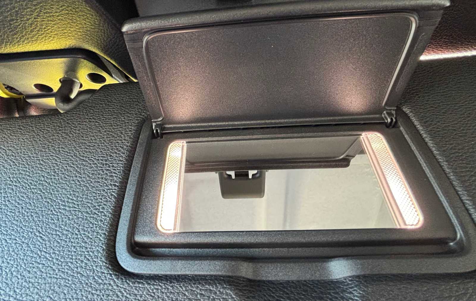 Certified 2024 Jeep Gladiator Sport image 31