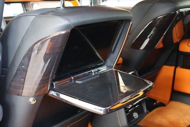 Certified 2023 Rolls-Royce Phantom Sedan image 19