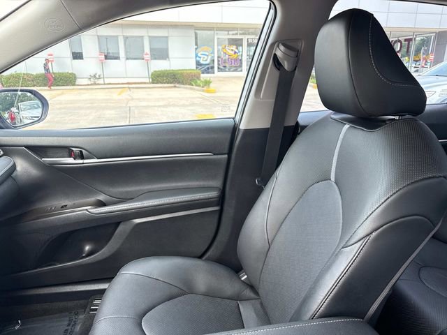 Used 2021 Toyota Camry XSE w/ Navigation Package FWD image 23