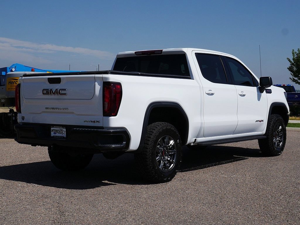 Used 2026 GMC Sierra 1500 AT4X AWD/4WD image 5