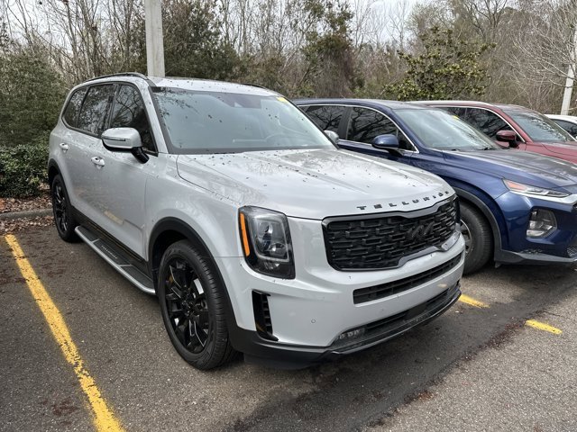 Used 2022 Kia Telluride SX w/ SX Prestige Package image 10