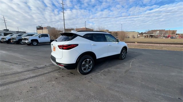 Used 2023 Chevrolet Blazer LT w/ Convenience Package image 8