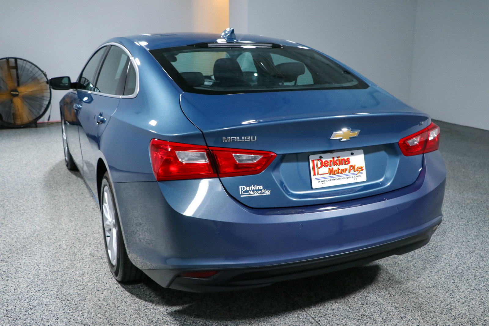 Used 2024 Chevrolet Malibu LT FWD image 9