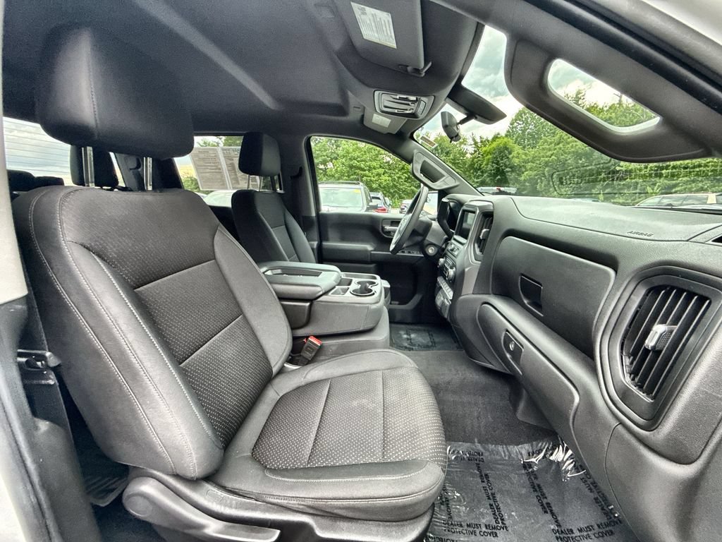 Used 2020 Chevrolet Silverado 1500 Custom w/ Custom Value Package AWD/4WD image 26