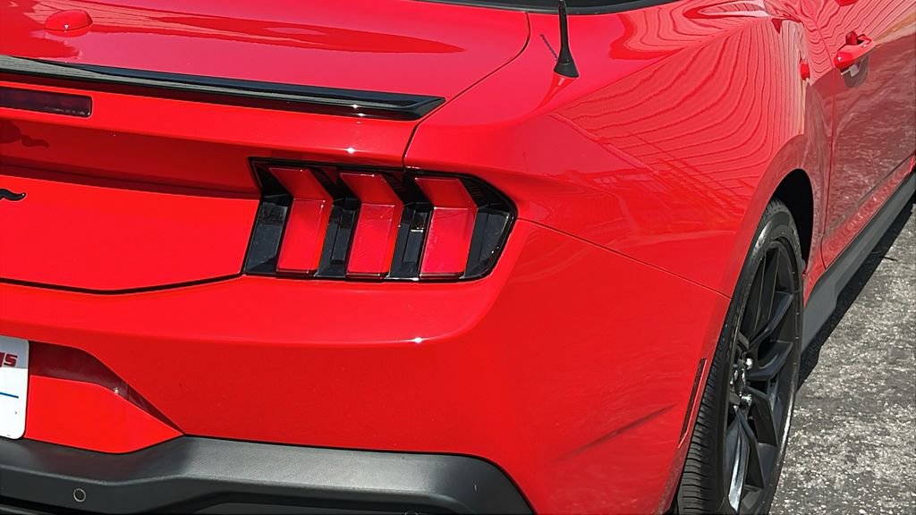 Certified 2025 Ford Mustang Premium image 7