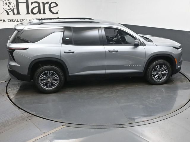 New 2026 Chevrolet Traverse LT w/ Driver Confidence Package AWD/4WD image 18
