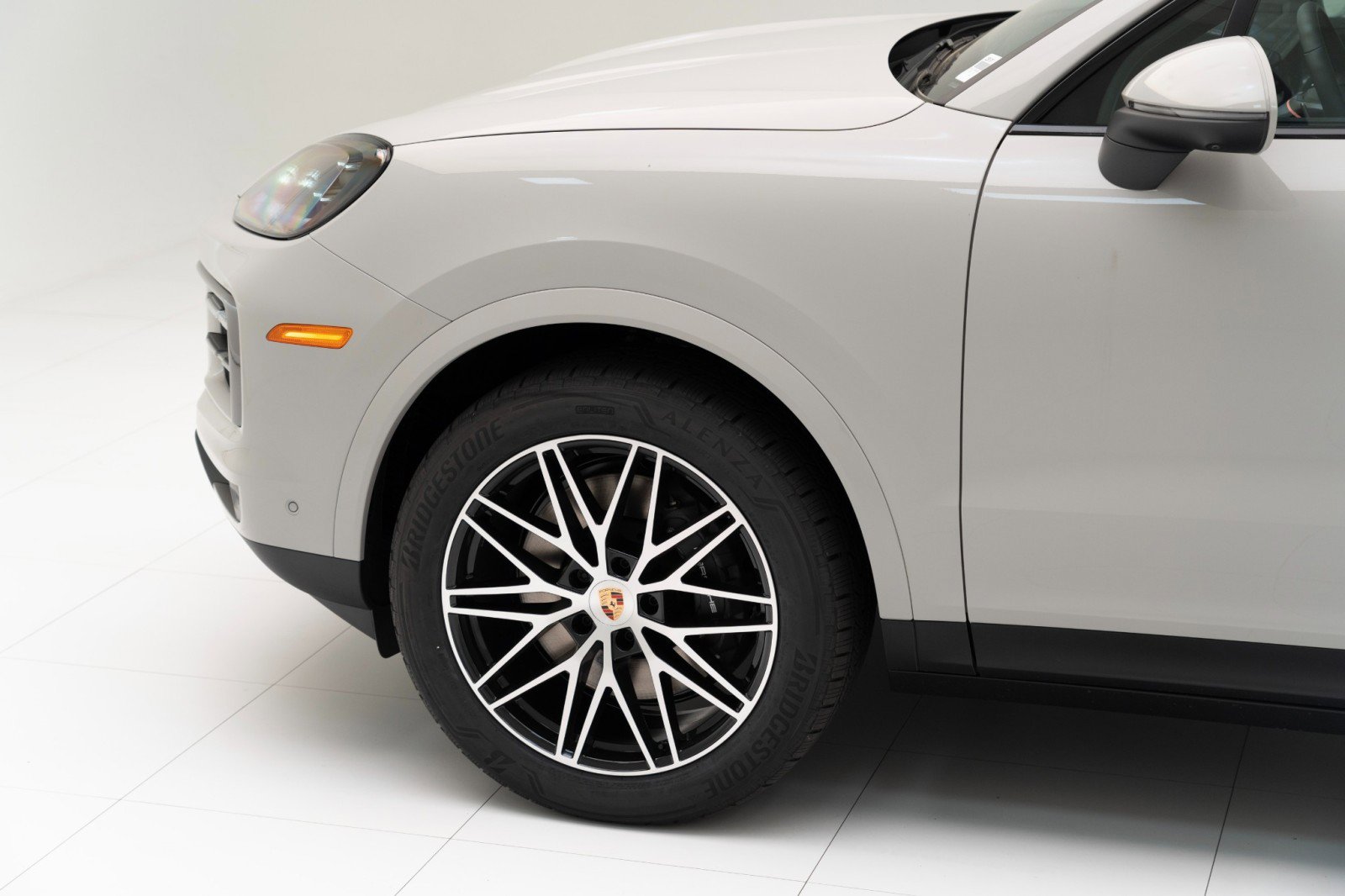 New 2025 Porsche Cayenne image 11