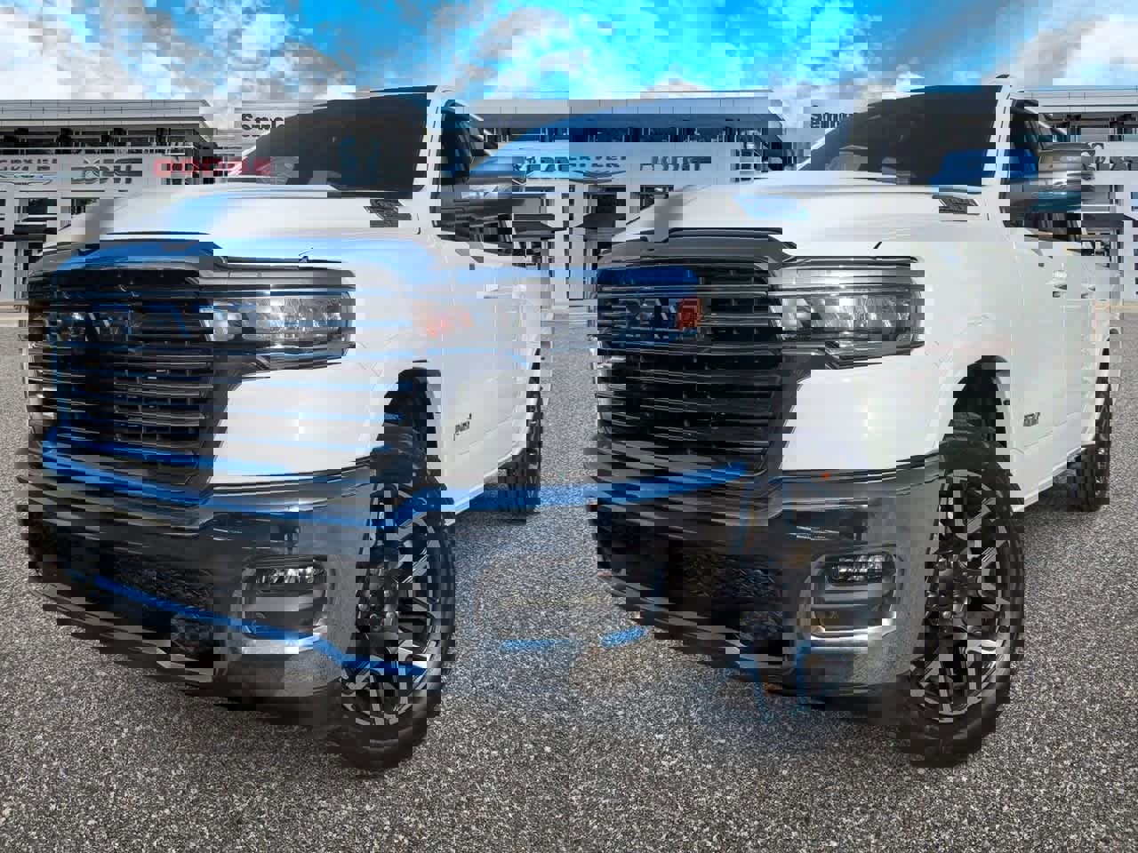 Used 2025 RAM 1500 Laramie image 1