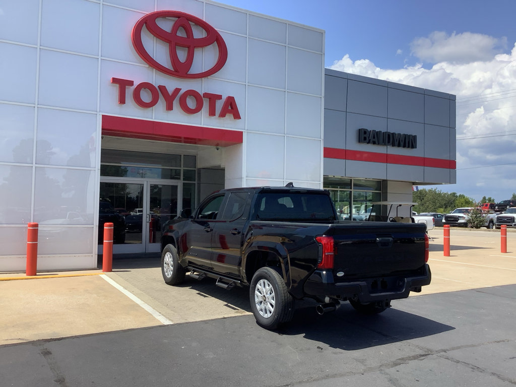 New 2025 Toyota Tacoma SR5 image 5