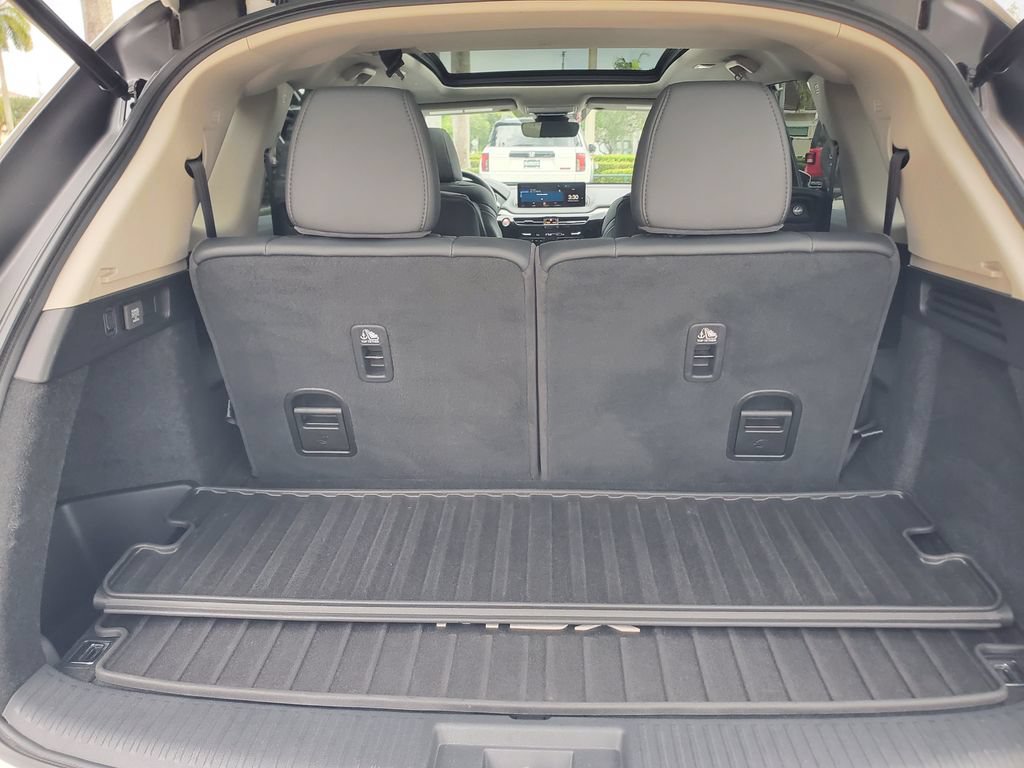 Used 2024 Acura MDX FWD image 8