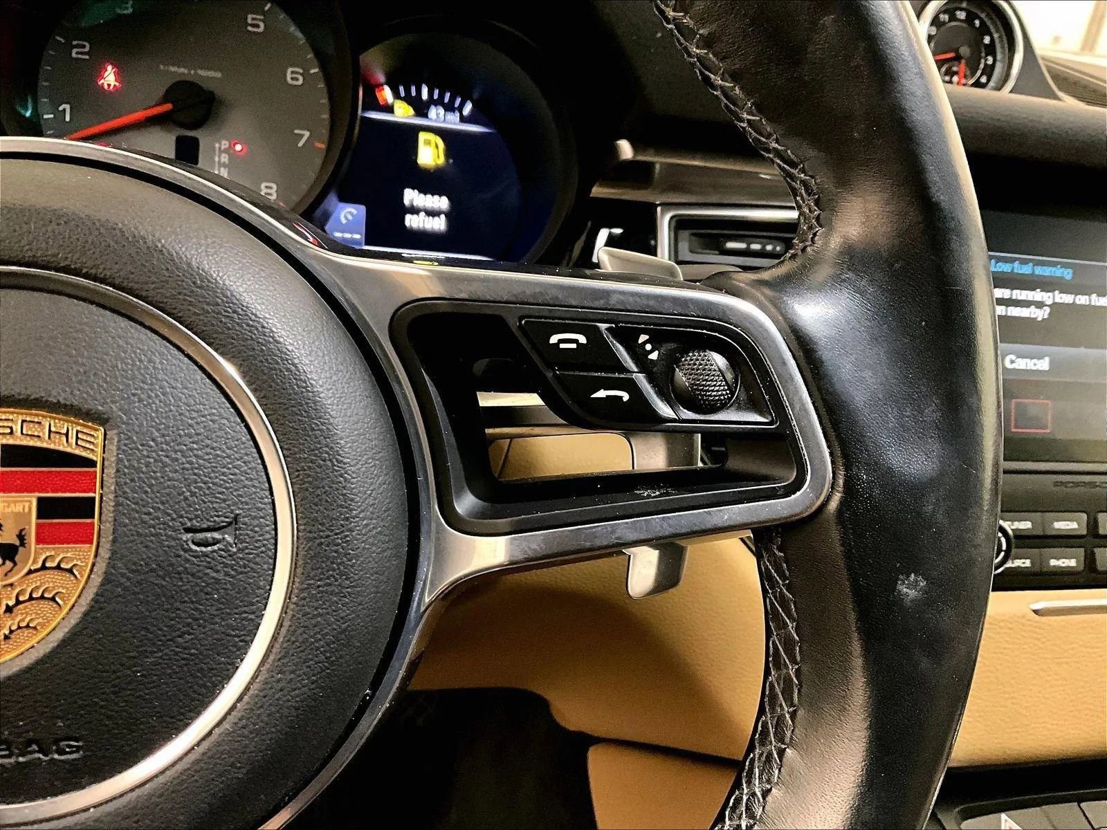 Used 2017 Porsche Macan S image 19