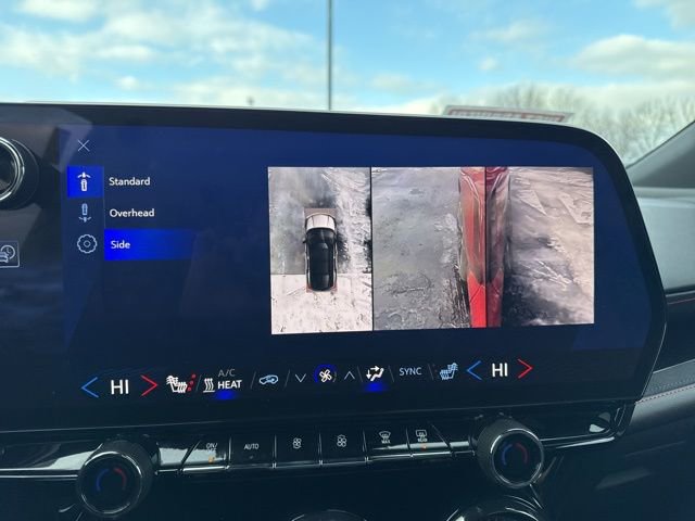 Used 2024 Chevrolet Blazer EV RS image 27