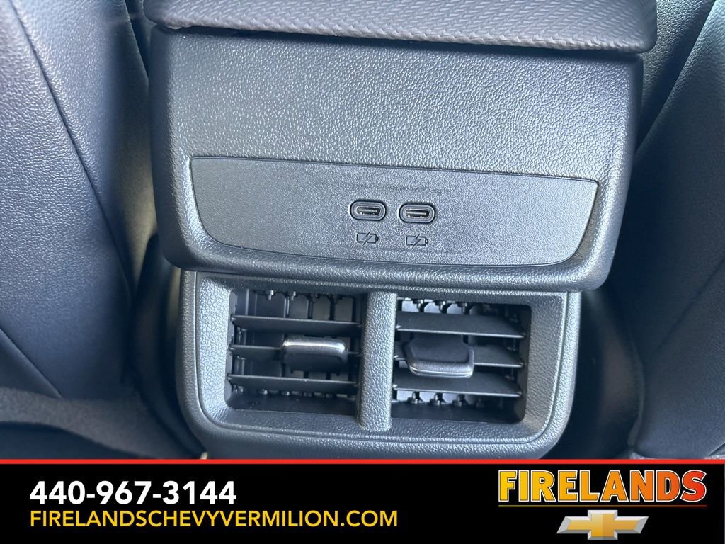 New 2026 Chevrolet Equinox LT w/ Convenience Package II FWD image 39