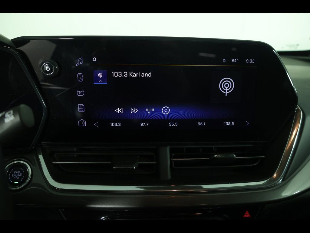 Used 2025 Chevrolet Trax ACTIV w/ Driver Confidence Package image 26