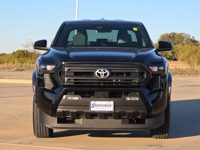Used 2025 Toyota Tacoma SR5 AWD/4WD image 2