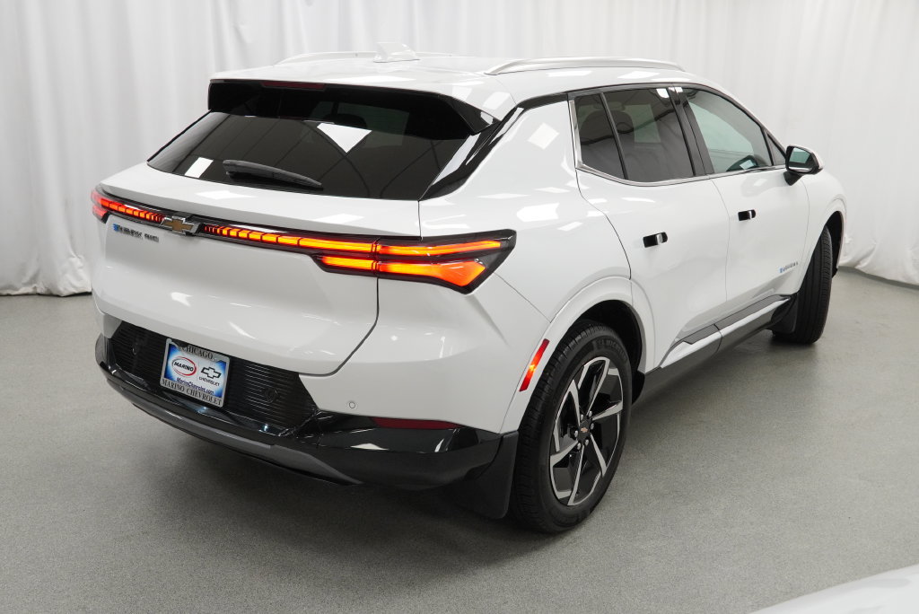 Certified 2024 Chevrolet Equinox EV LT AWD/4WD image 7