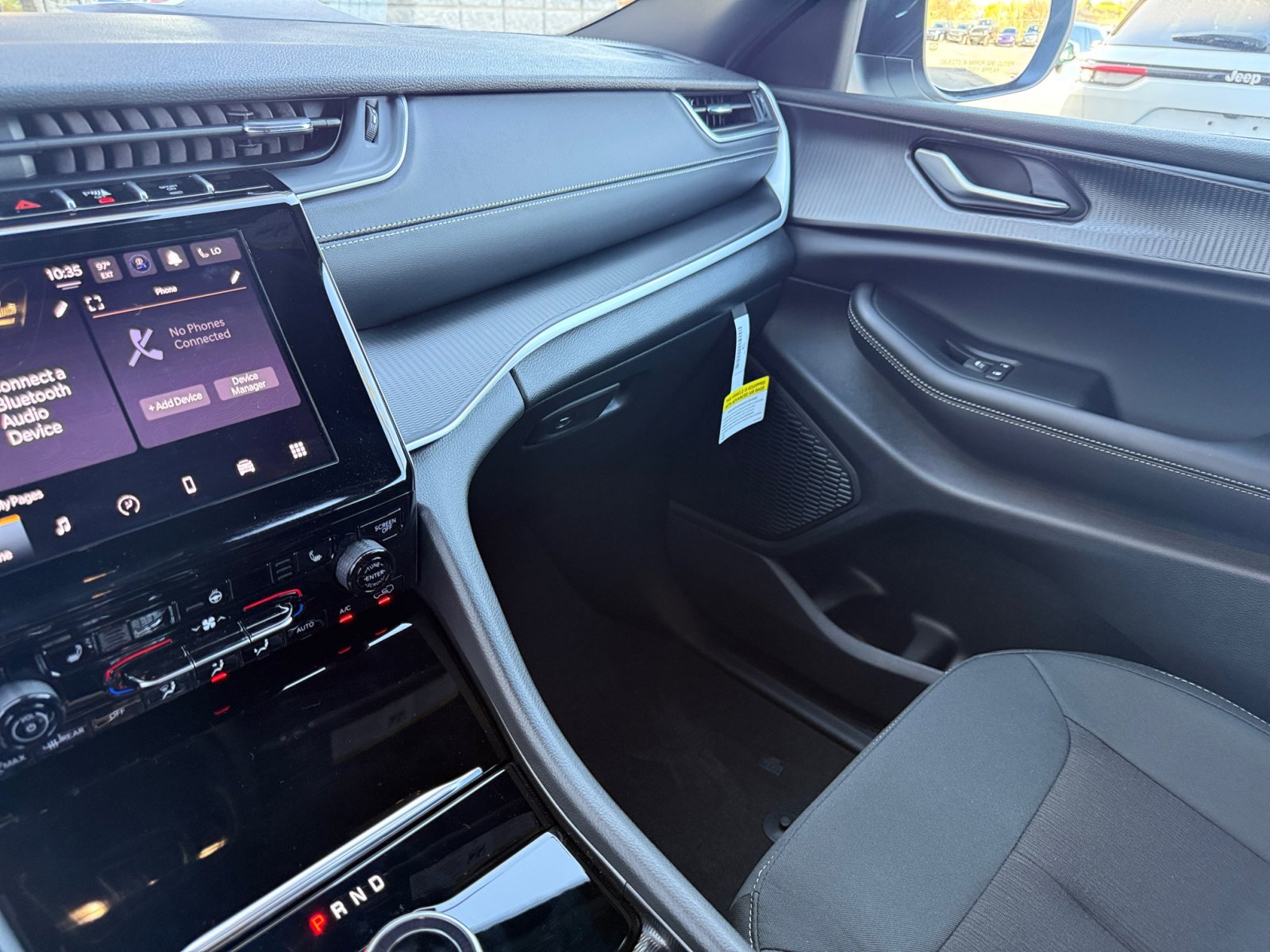 New 2025 Jeep Grand Cherokee L Laredo w/ Luxury Tech Group I image 16