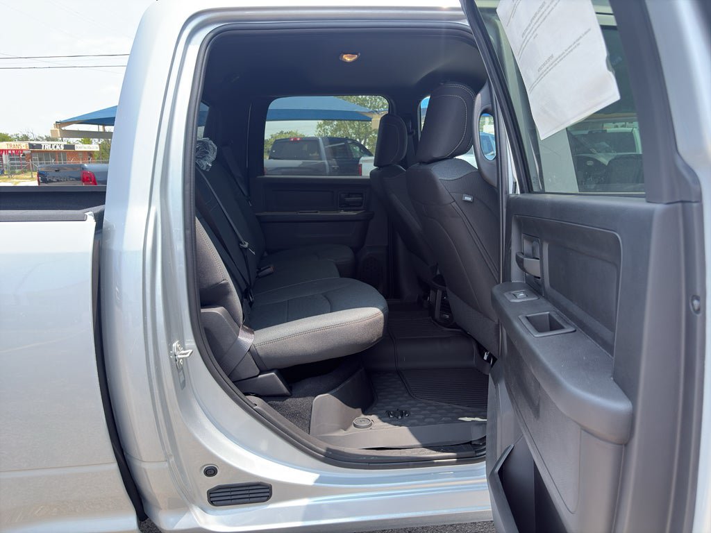 New 2026 RAM 2500 Tradesman AWD/4WD image 17