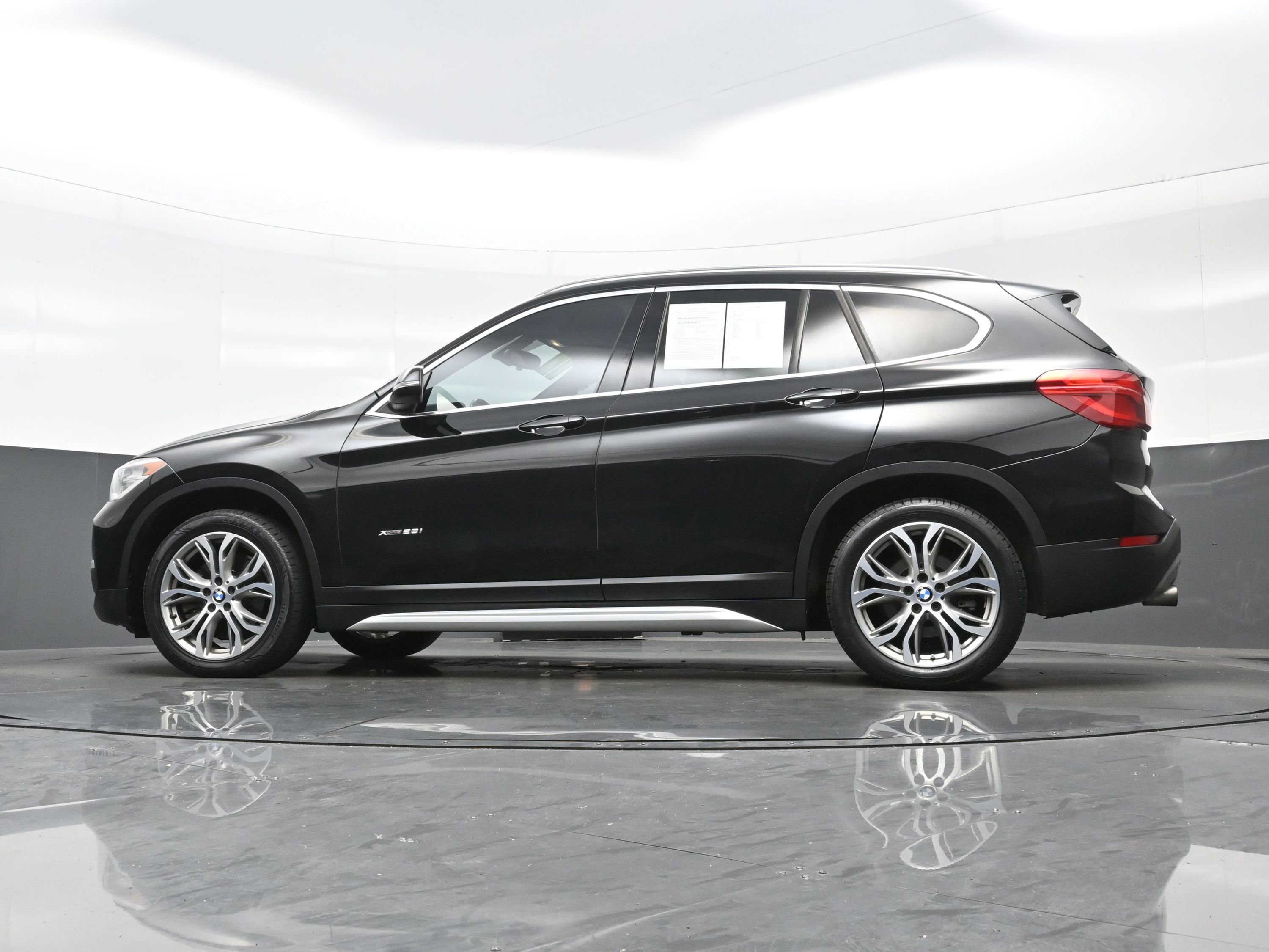 Used 2017 BMW X1 xDrive28i image 26