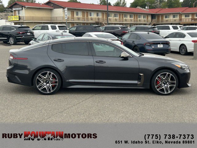 Used 2022 Kia Stinger GT1 AWD/4WD image 8
