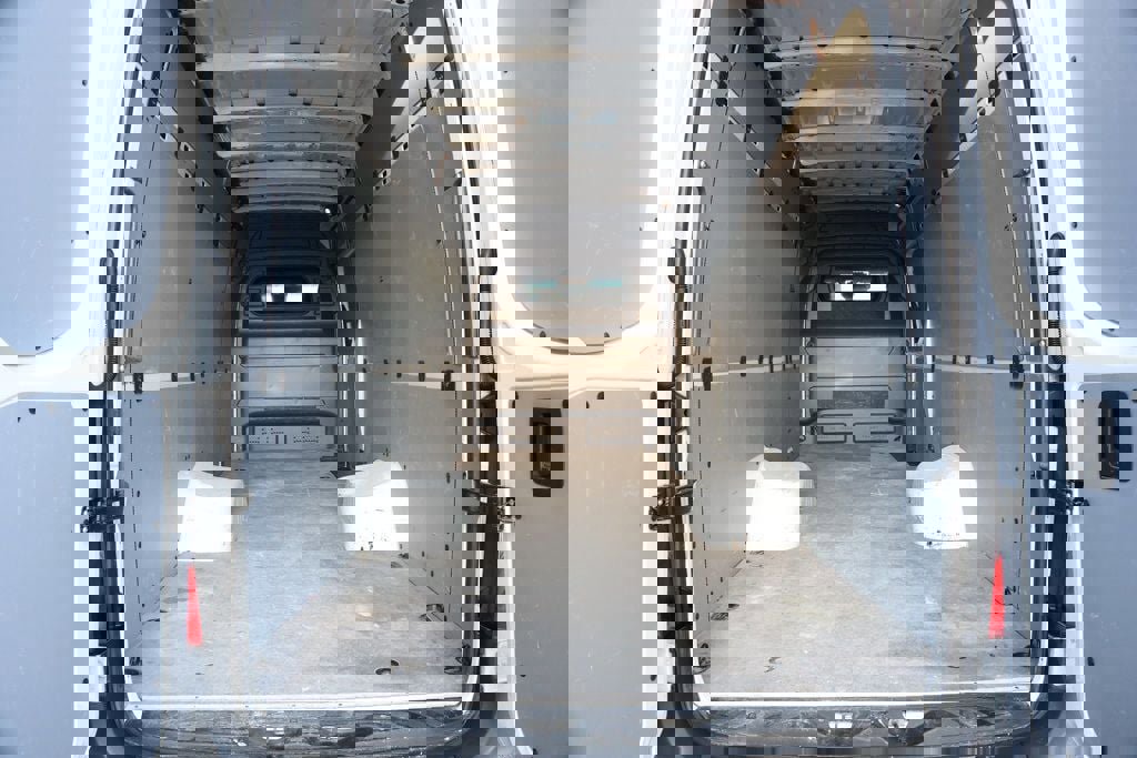 Used 2023 Mercedes-Benz Sprinter 4500 w/ Acoustic Package image 19