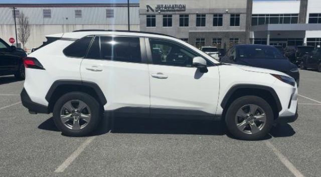 Used 2023 Toyota RAV4 XLE AWD/4WD image 6