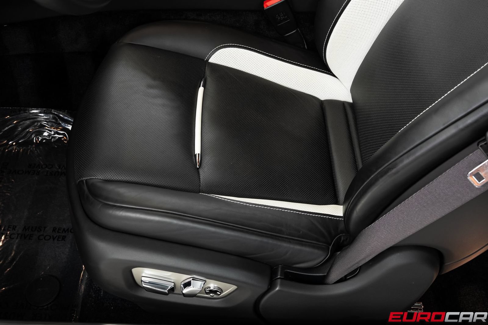 Used 2019 Rolls-Royce Wraith RWD image 39