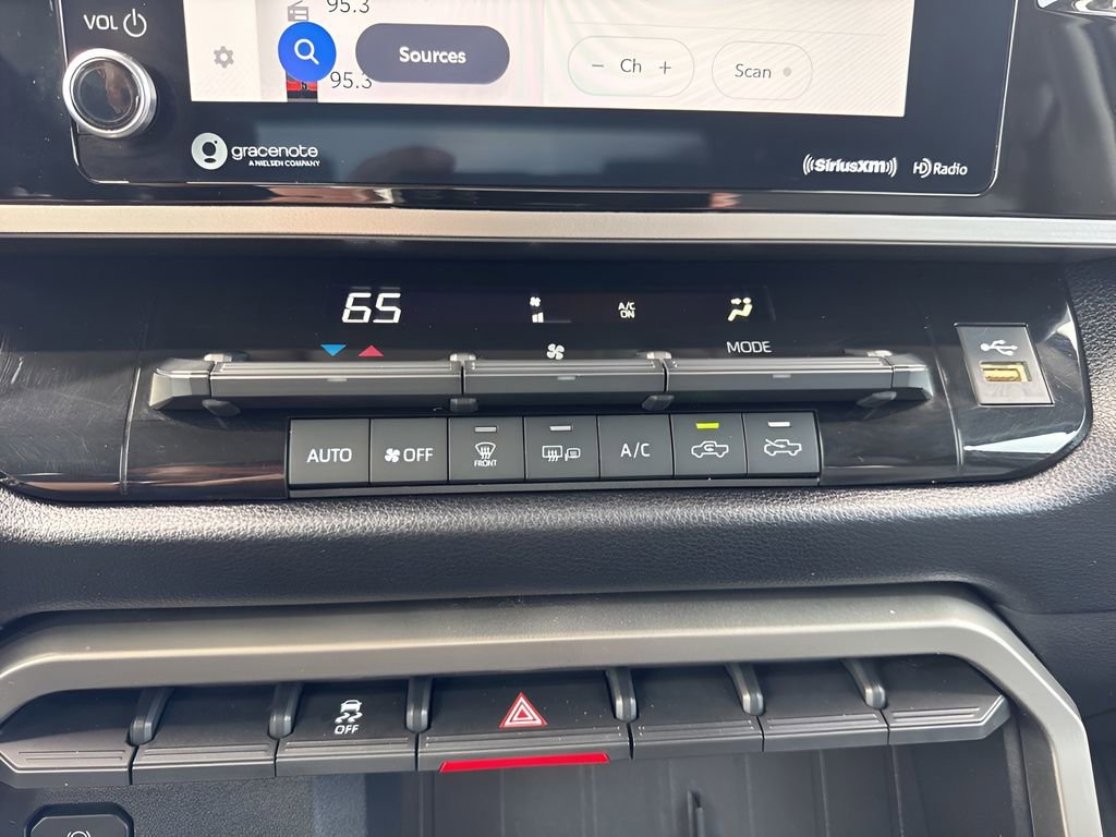 Used 2022 Toyota Tundra SR5 image 17